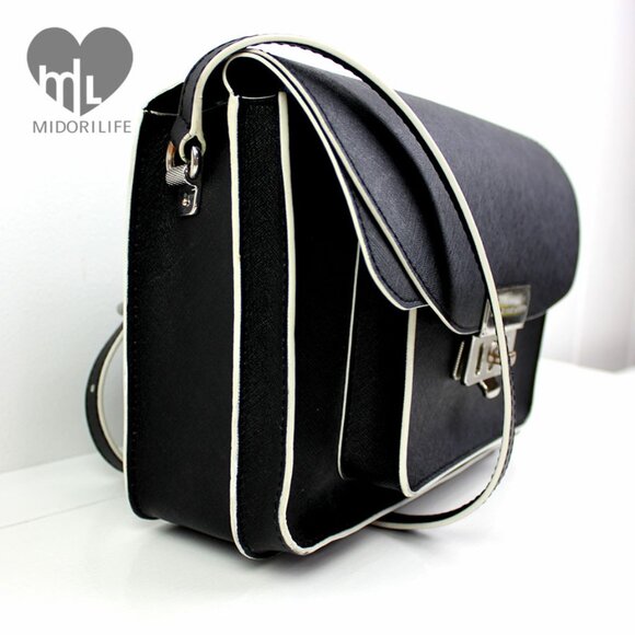 MARC BY MARC JACOBS Lip Lock Crossbody Bag - Picture 3 of 16